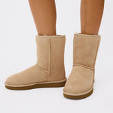 UGG Classic Short II, Sand