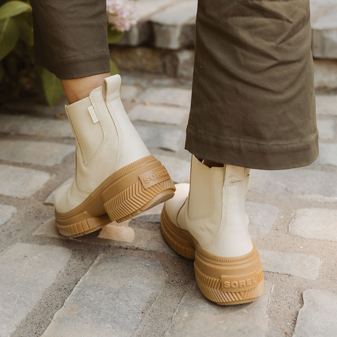 Sorel Ona Ave Chelsea Boot WP-Honey White, Gum - Albion Fit