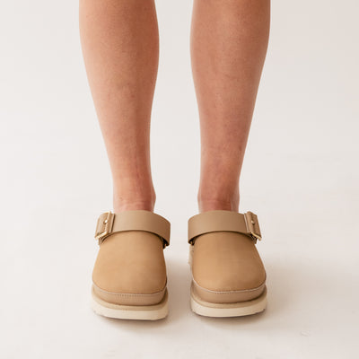 UGG Goldenstar Villa Clog