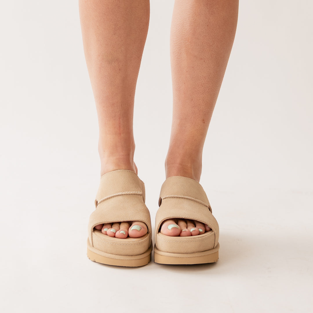 UGG Goldenstar Hi Cutout Slide - Albion Fit
