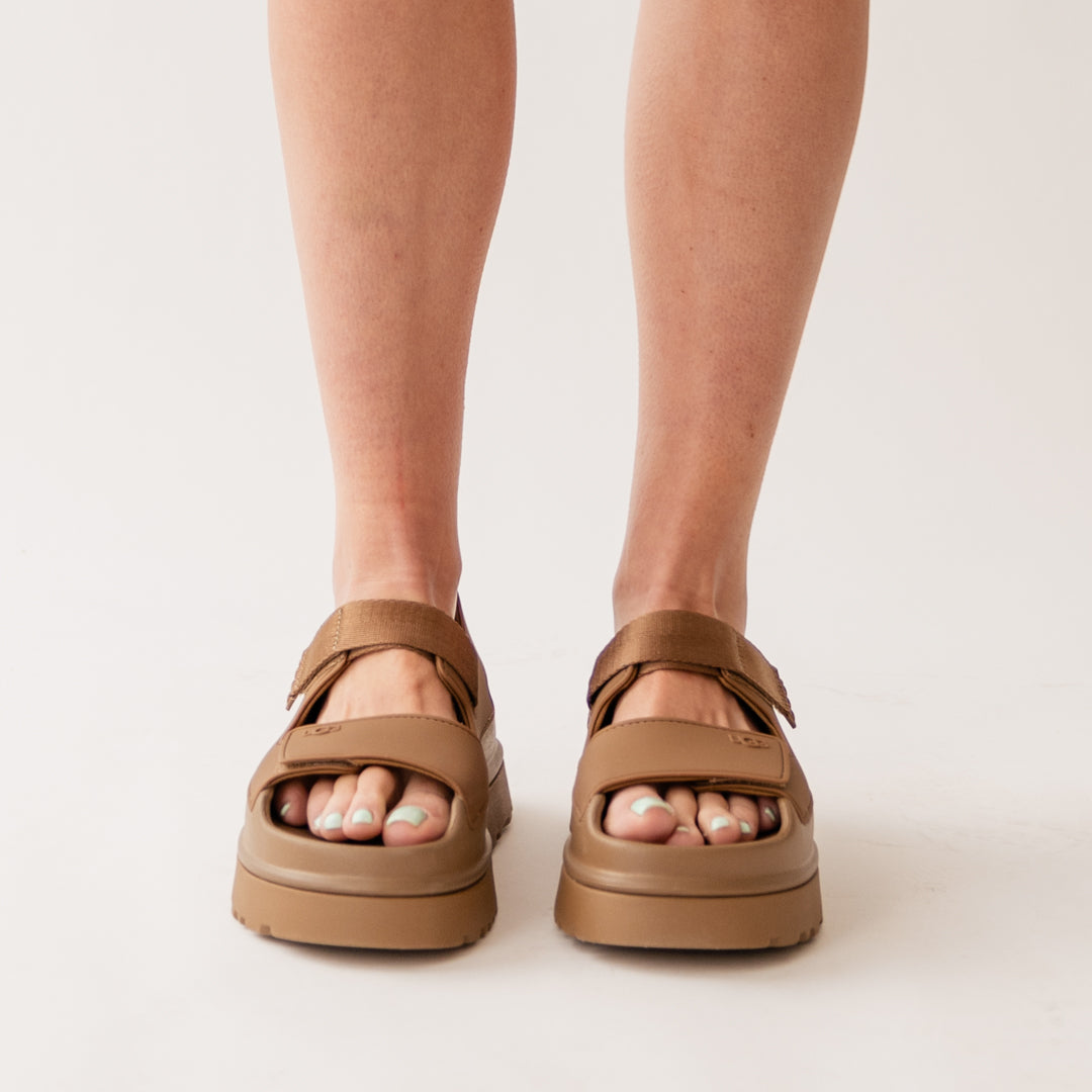 UGG Goldenglow - Albion Fit