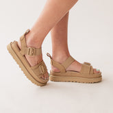 UGG Goldenstar Villa