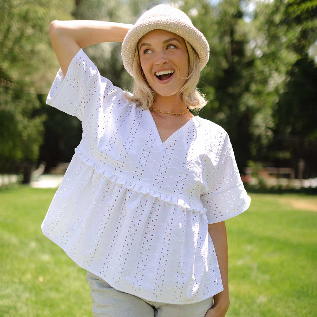 BABY DOLL BLOUSE 【FETICO】　white Baby Doll Blouse, White - Albion Fit