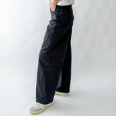 High Rise Barrel Pants, Black
