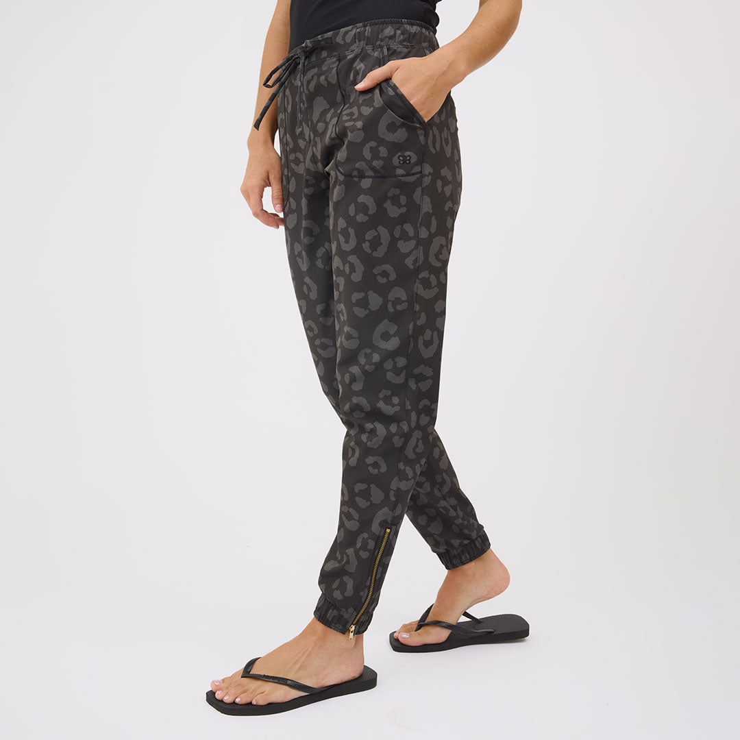 Leopard Jetsetters