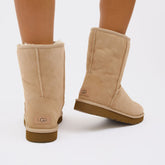 UGG Classic Short II, Sand