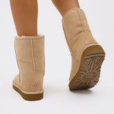 UGG Classic Short II, Sand