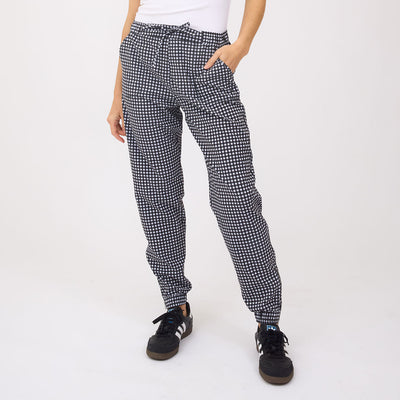 Black Check Jetsetters