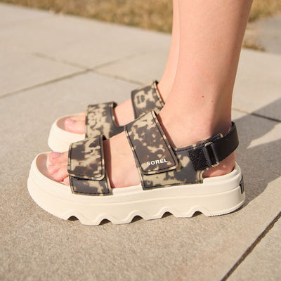 Sorel Kinetic Sunchase Ankle Strap, Black/Chalk