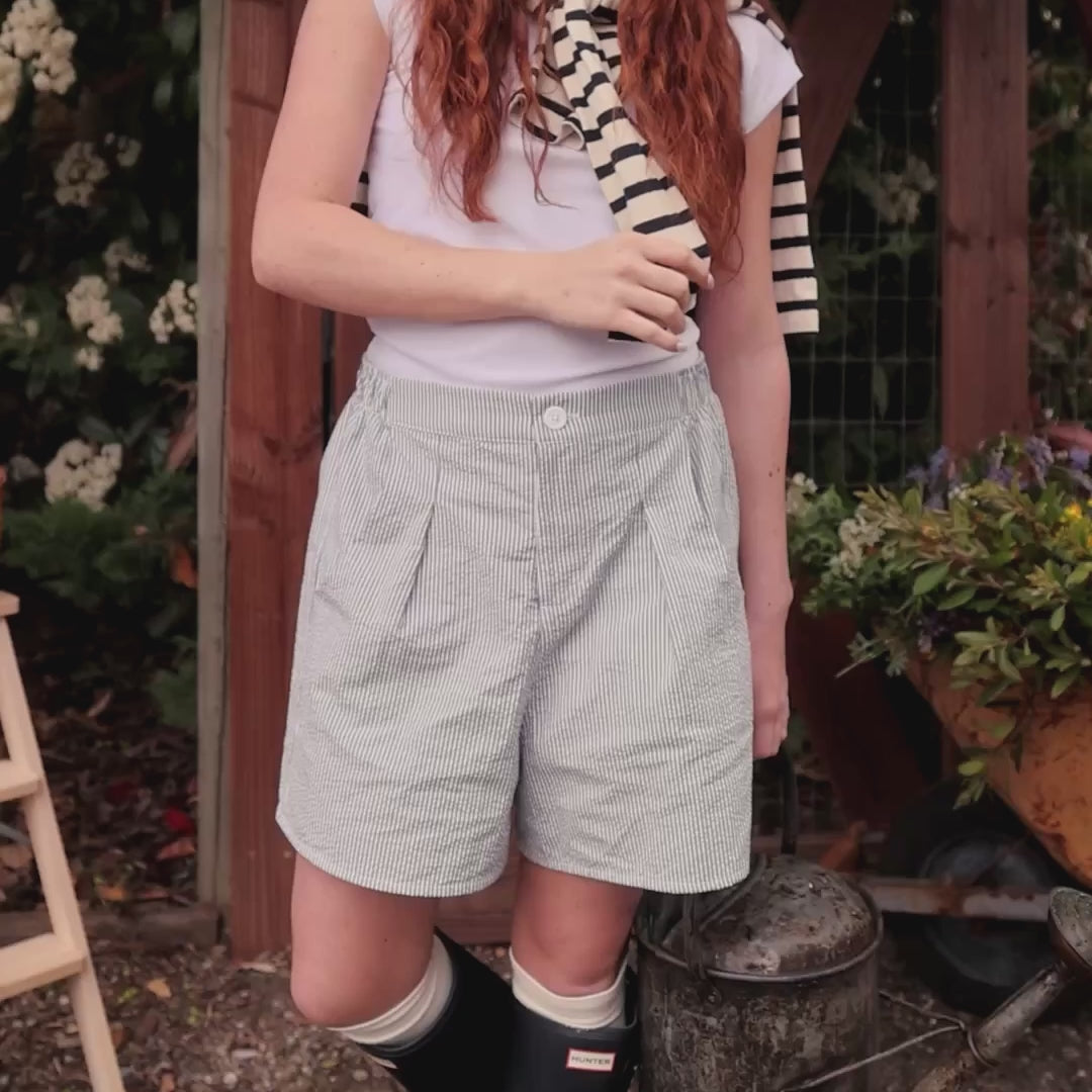 Harvest Shorts, Navy Seersucker - Albion Fit