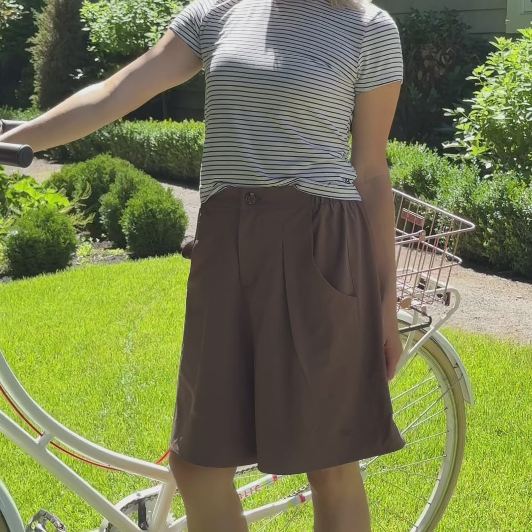 Paige Bermuda Shorts, Coffee