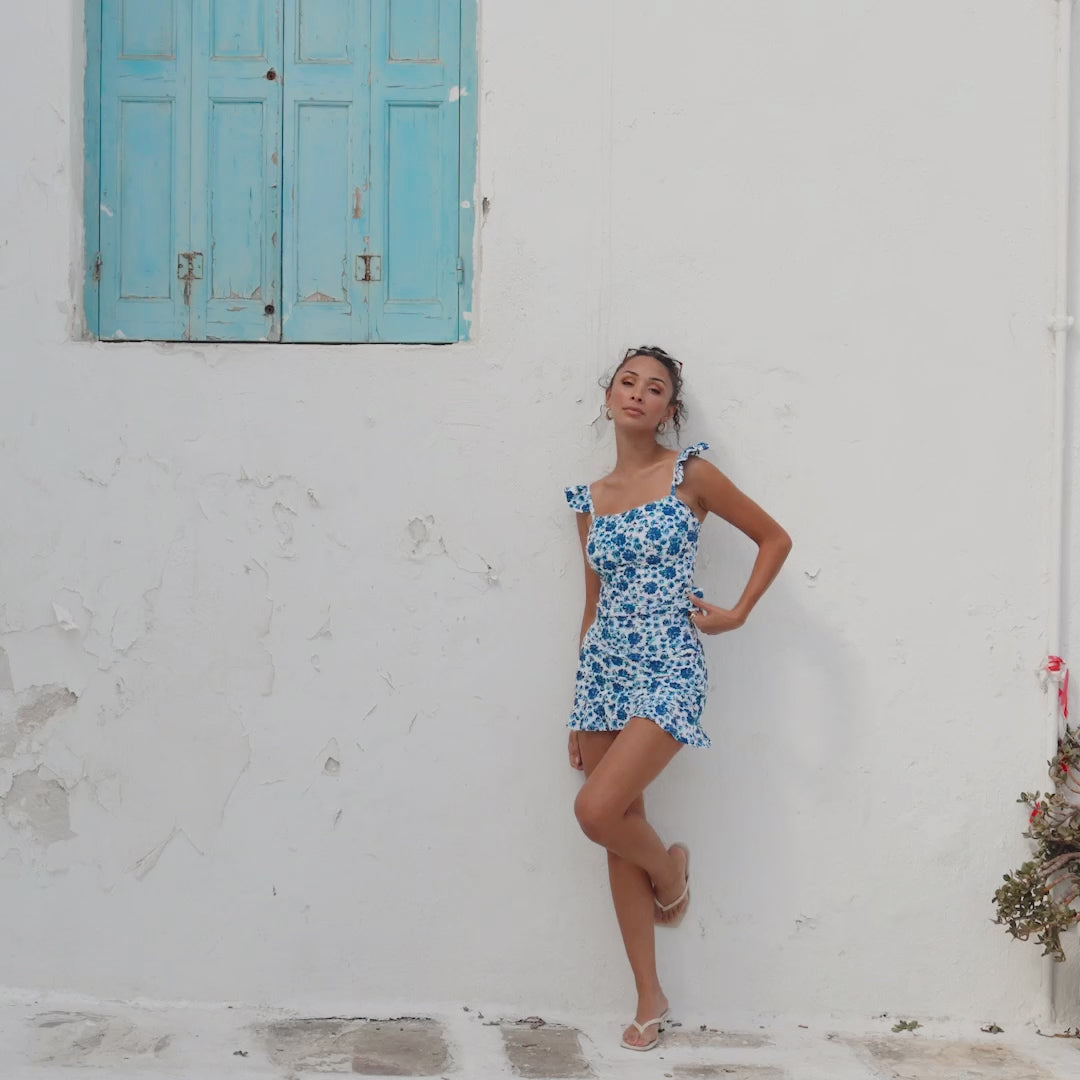 Bella Tankini, Santorini