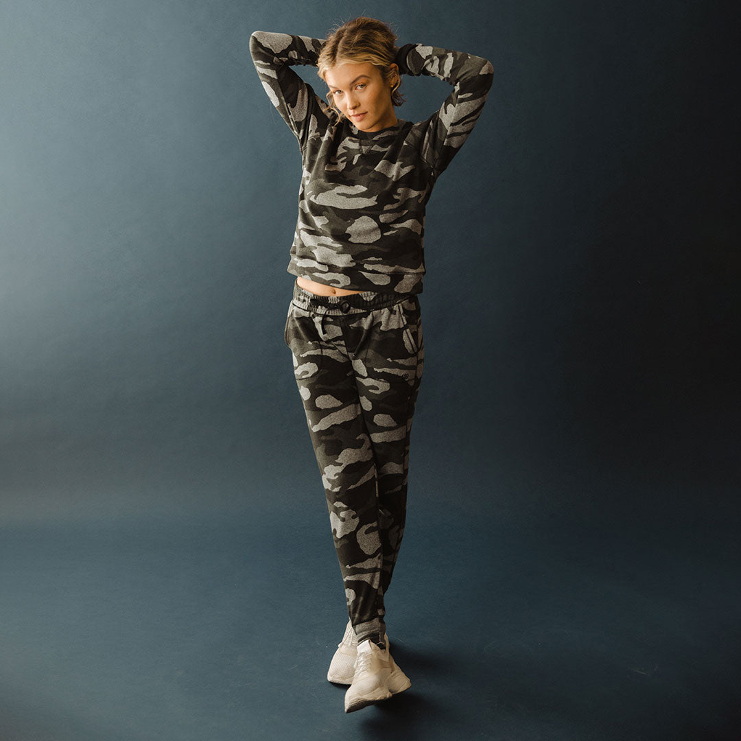 Men's At Ease Joggers, Grey Camo - Albion