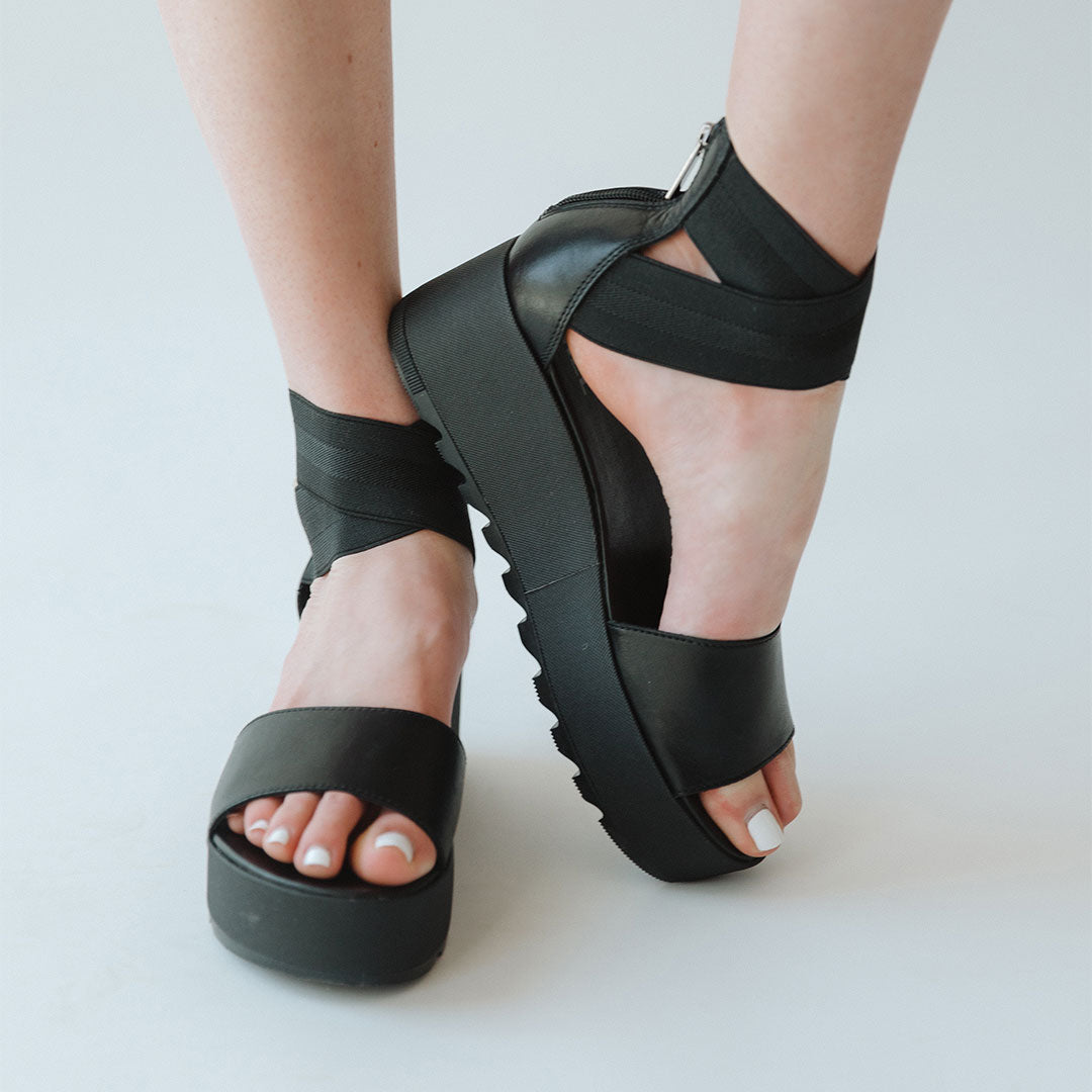 Sorel Cameron Flatform Ankle Strap, Black