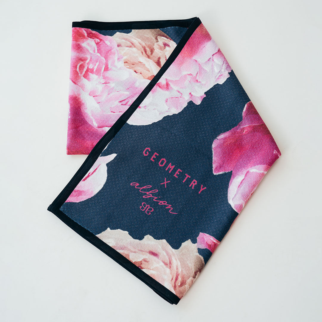 Geometry Towel - Albion